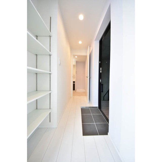 CASA PIAZZA 浅草本所の玄関