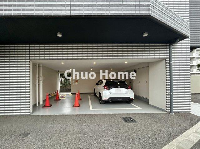 ミルーナヒルズ亀有の駐車場|【敷地内駐車場】最新の空き状況や費用などの詳細は担当スタッフまでお問い合わせください。