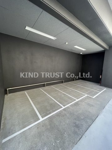 S-RESIDENCE天満Gracisの駐車場