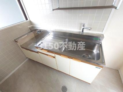 ルミエールIのキッチン