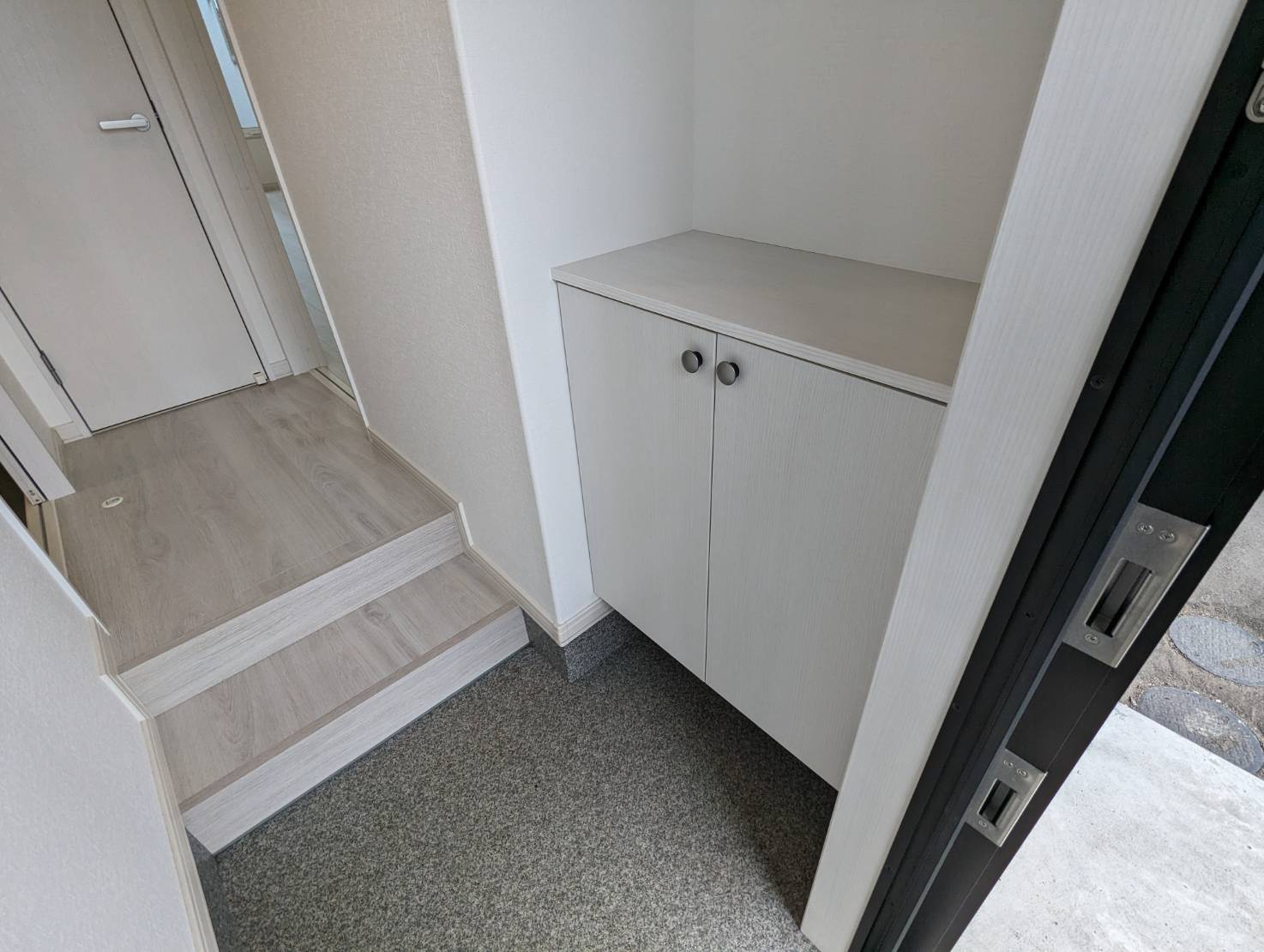 La Tour Winの玄関