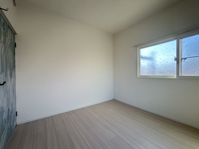 春日部市大場の一戸建ての洋室