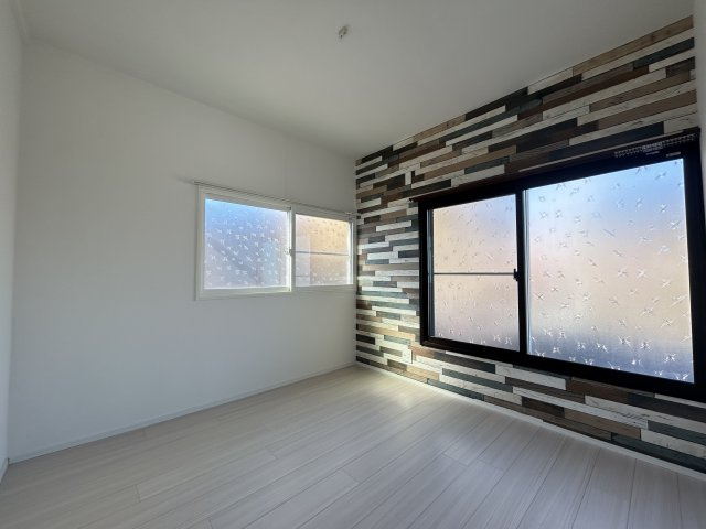 春日部市大場の一戸建ての洋室