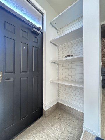 春日部市大場の一戸建ての玄関