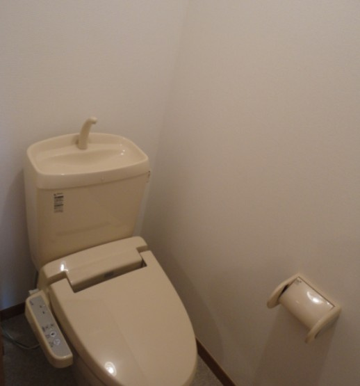 プレシャス　ジュノーのトイレ