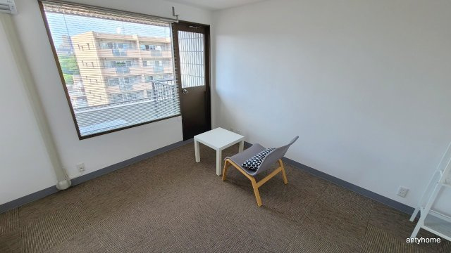 エクセレント中道　仲介手数料無料の居間・リビング