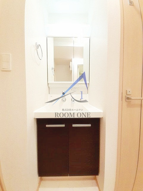 アンソレイエの洗面所|洗面台です。