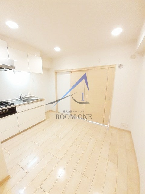 アンソレイエの居間・リビング|洋室のお部屋です。