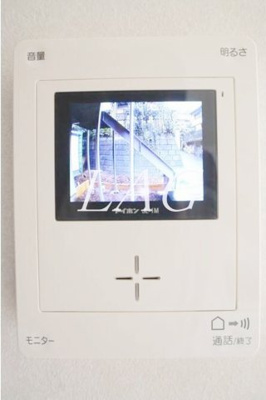 【セキュリティ】 | フォレストメゾンパーシモンＩ | モニター付きインターフォンです。