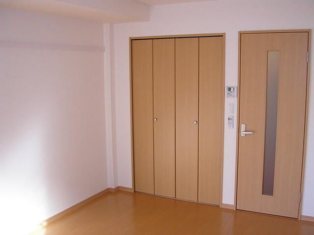 ユノス　ガーデンの居間・リビング