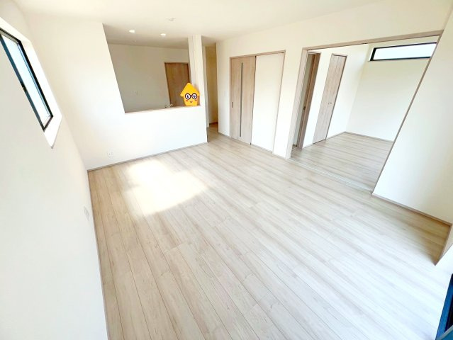焼津市石津　新築住宅の居間・リビング|【限定1棟】2026年6月13日撮影