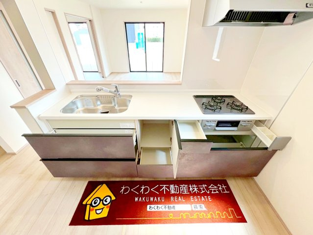 焼津市石津　新築住宅のキッチン