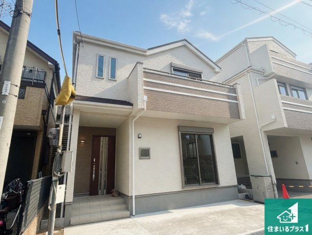 尼崎市西難波町　新築一戸建ての外観|安心の10年保証！外観を美しく保ち、雨水で汚れを落とします！気になることがありましたら、お気軽にお問い合わせください！