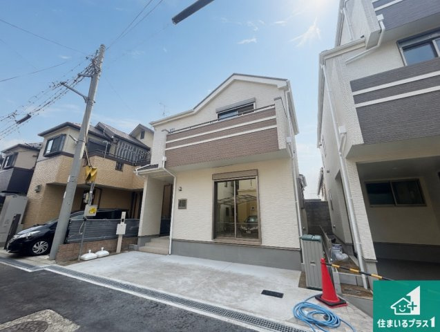 尼崎市西難波町　新築一戸建ての外観|お客様に長く安心して住んでいだだける事にこだわった家づくり！住んでからのアフターサービスにもしっかりと取り組んでいます！