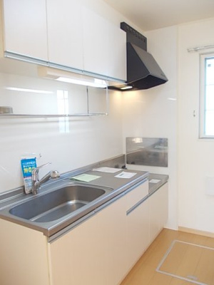 【キッチン】 | ジョイ・キープ・クニヤンⅡ | お料理しやすいキッチンです