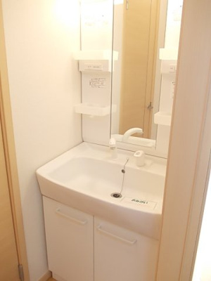 【洗面所】 | ジョイ・キープ・クニヤンⅡ | コンパクトで使いやすい洗面所