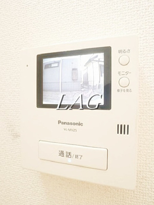 【セキュリティ】 | コンフォートスペース新宿 | モニタ付きインターホンです。