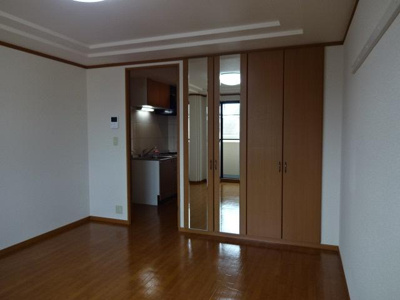 【内装】 | シャン・ド・ペーシュ | 室内