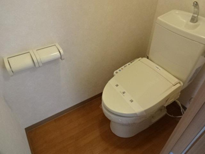 【トイレ】 | シャン・ド・ペーシュ | トイレ