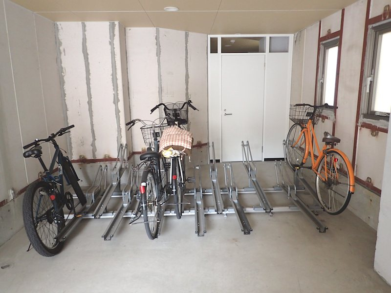 ロイヤル東日暮里1