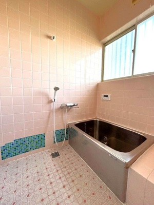 【浴室】 | 中宗岡1丁目戸建 | お風呂です