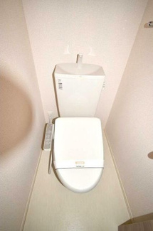 【トイレ】 | K-UCHIDA | ウォシュレット付きが嬉しいトイレ。