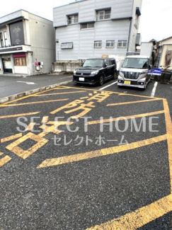 【駐車場】