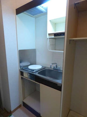 【キッチン】 | ライブコア赤羽 | コンパクトなキッチンで掃除もラクラク