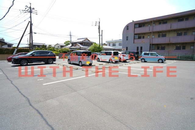 パストラル久留米 【キャッシュバック対象物件】の駐車場|駐車場があります