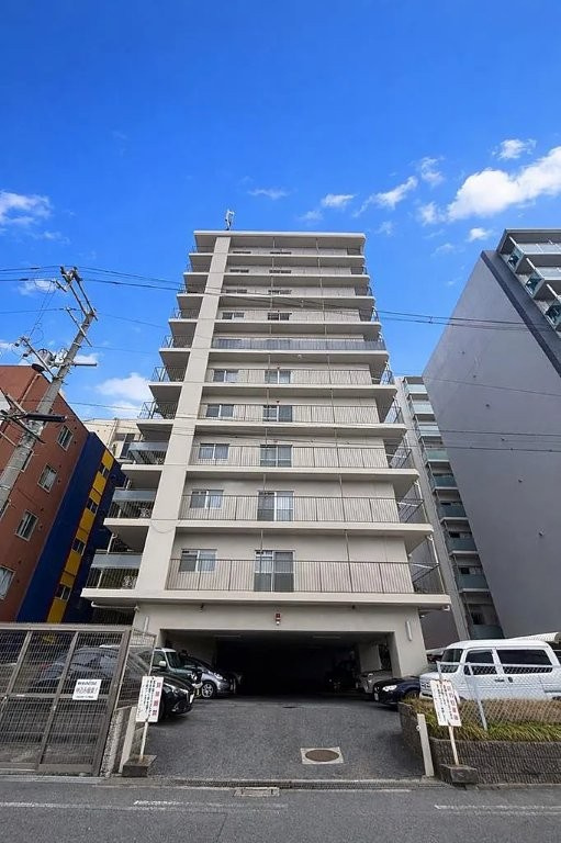 日商岩井太子橋マンションの外観|新しい生活にいかがでしょうか？外観はお住まいの顔になります。こだわりたいポイントですね。水回りリフォームやリノベーションも承ってます。
■現地見学・資金計画相談・住宅ローン相談もお問合せ受付中■