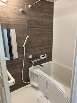 日商岩井太子橋マンションの浴室|ユニットバス　浴室換気乾燥暖房機
■物件内覧・資金計画相談・住宅ローン相談、リフォーム相談、お問合せ受付中■
※当日・翌日のご内覧、ご相談はお電話でのお問合せがスムーズです！