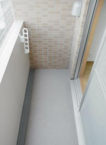 【バルコニー】