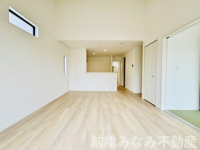 前橋市河原浜町第3　３号棟(全４棟)　クレイドルガーデン　新築建売分譲の居間・リビング|居間です