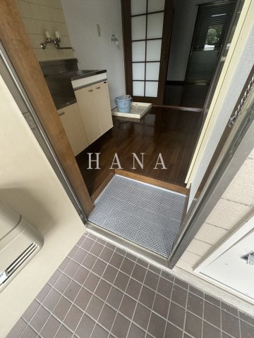 アベニュー・アイの玄関