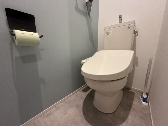 入間郡三芳町大字藤久保の中古一戸建のトイレ