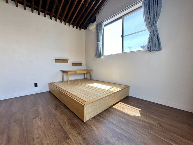 入間郡三芳町大字藤久保の中古一戸建の洋室