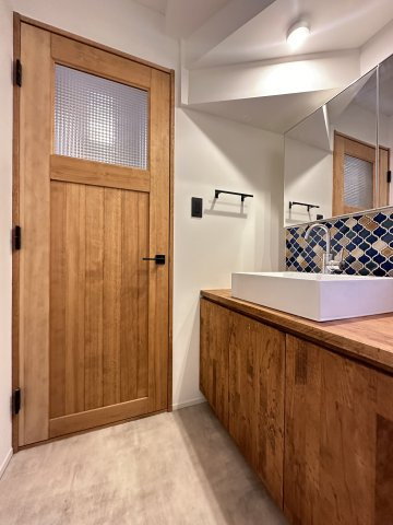 入間郡三芳町大字藤久保の中古一戸建の洗面所