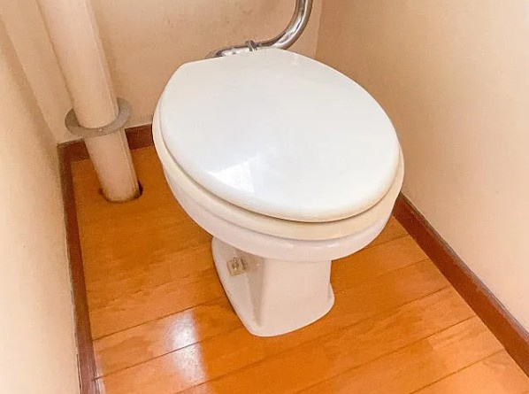 【トイレ】