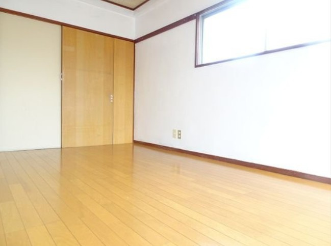 【寝室】