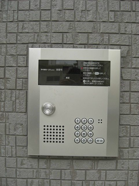 グランバリエ・Ⅱの玄関