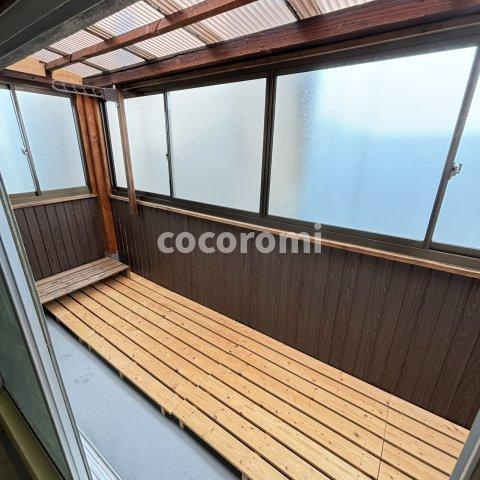 対馬江西町戸建のバルコニー
