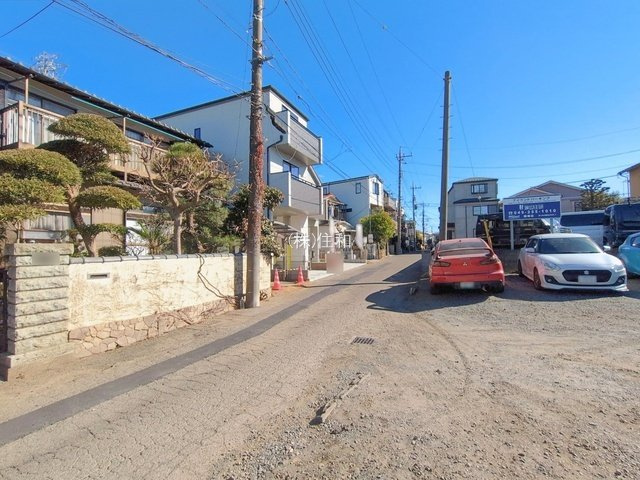 【新築分譲住宅】富士見市関沢2丁目の前面道路含む現地写真