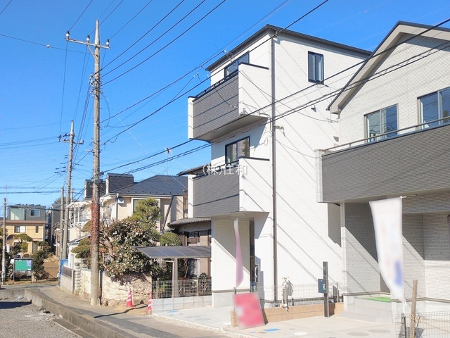 【新築分譲住宅】富士見市関沢2丁目の前面道路含む現地写真