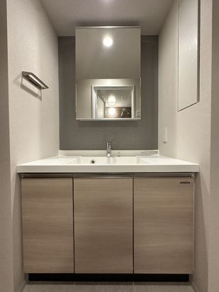 Ｐｒｉｍａｌ　両国の独立洗面台