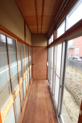 【内装】 | 河内長野市北青葉台貸家 | 広縁
