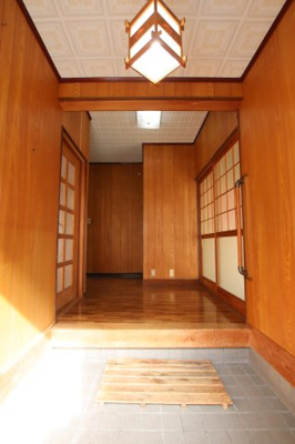 【玄関】 | 河内長野市北青葉台貸家