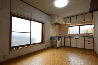 【居間・リビング】 | 河内長野市北青葉台貸家