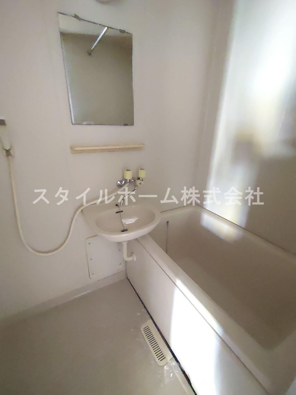 コスモハイツデューンの浴室|別部屋写真です。