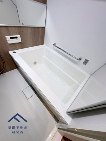 ファーネストヒルズ高宮インテルノの浴室