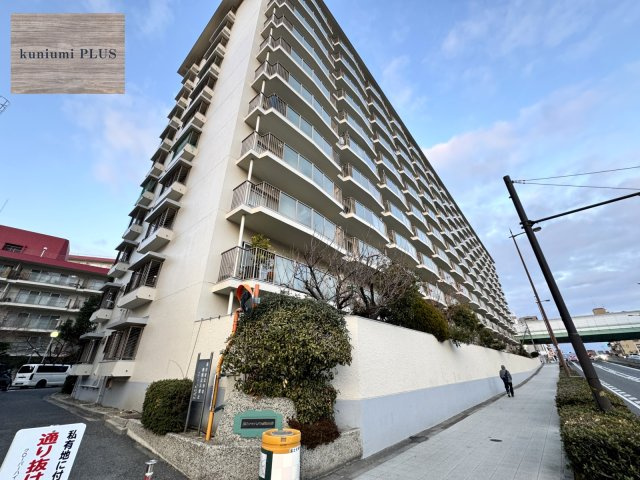 クローバーハイツ森小路3号棟の外観